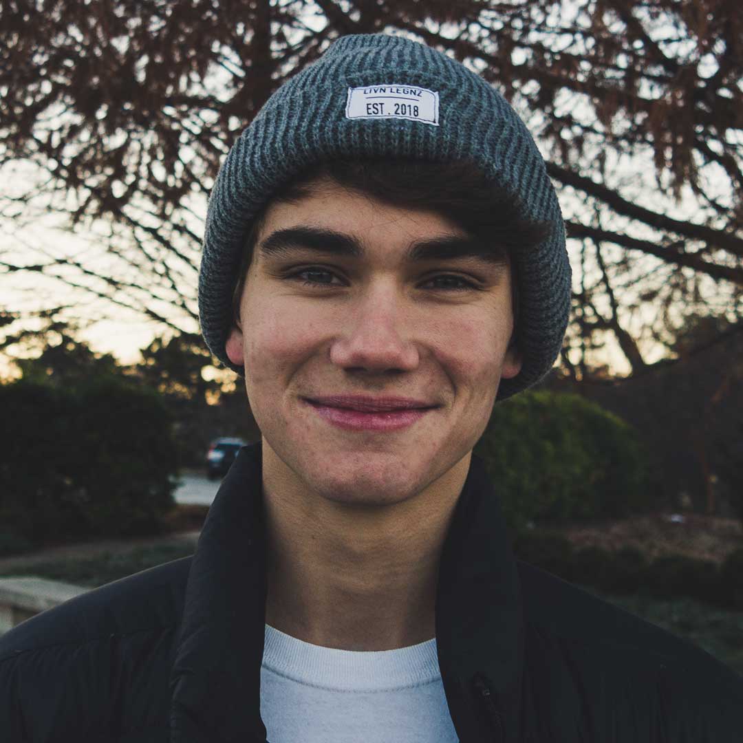 SZN 1 BEANIE - Livn Legnz